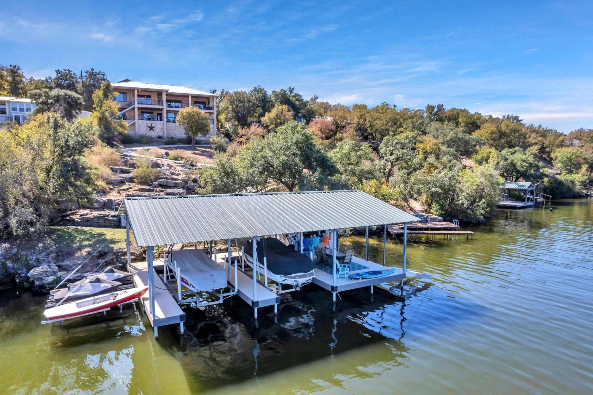 Lake Marble Falls On The Rocks And Concierge Service Villa Exterior photo