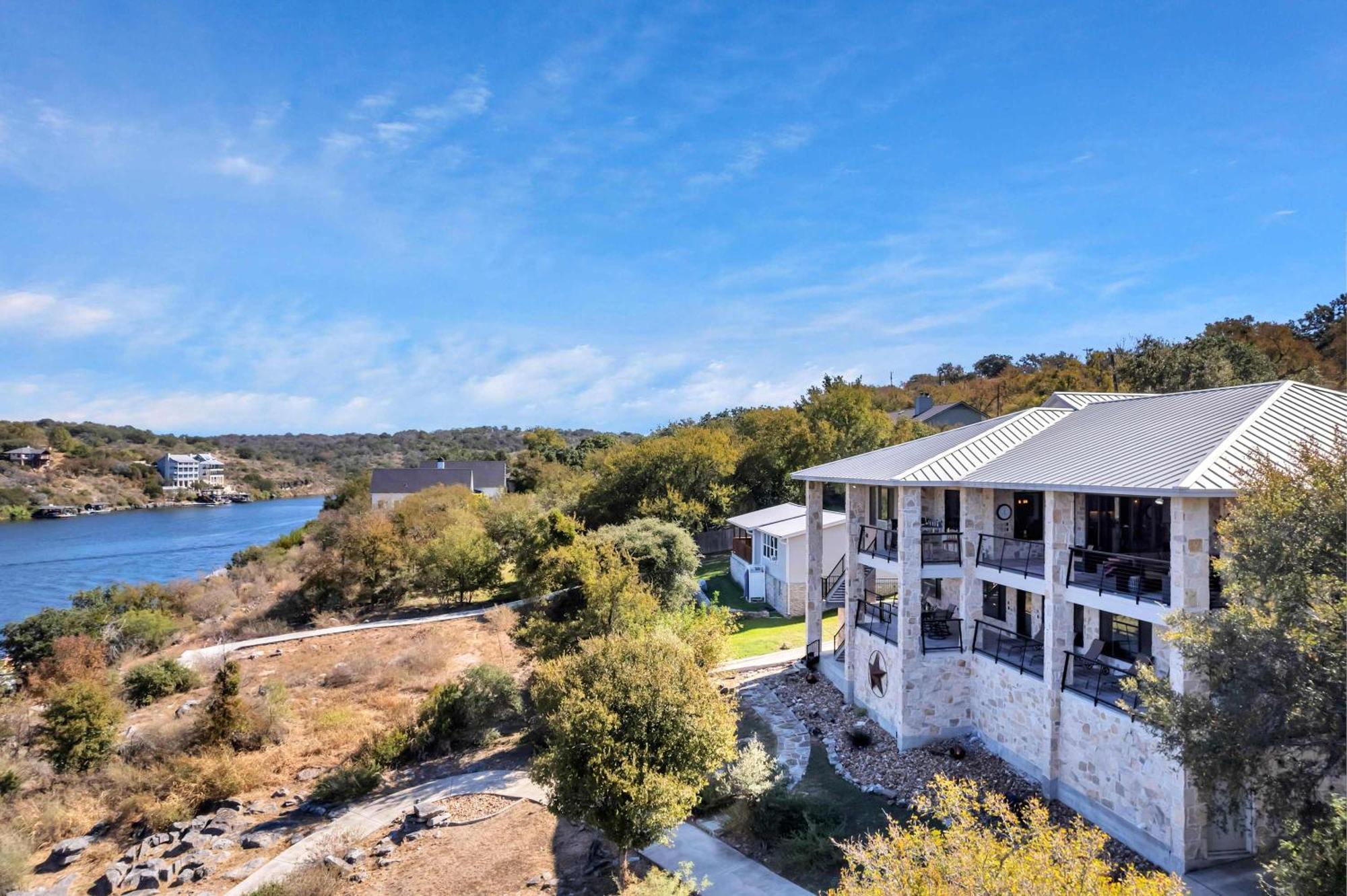 Lake Marble Falls On The Rocks And Concierge Service Villa Exterior photo