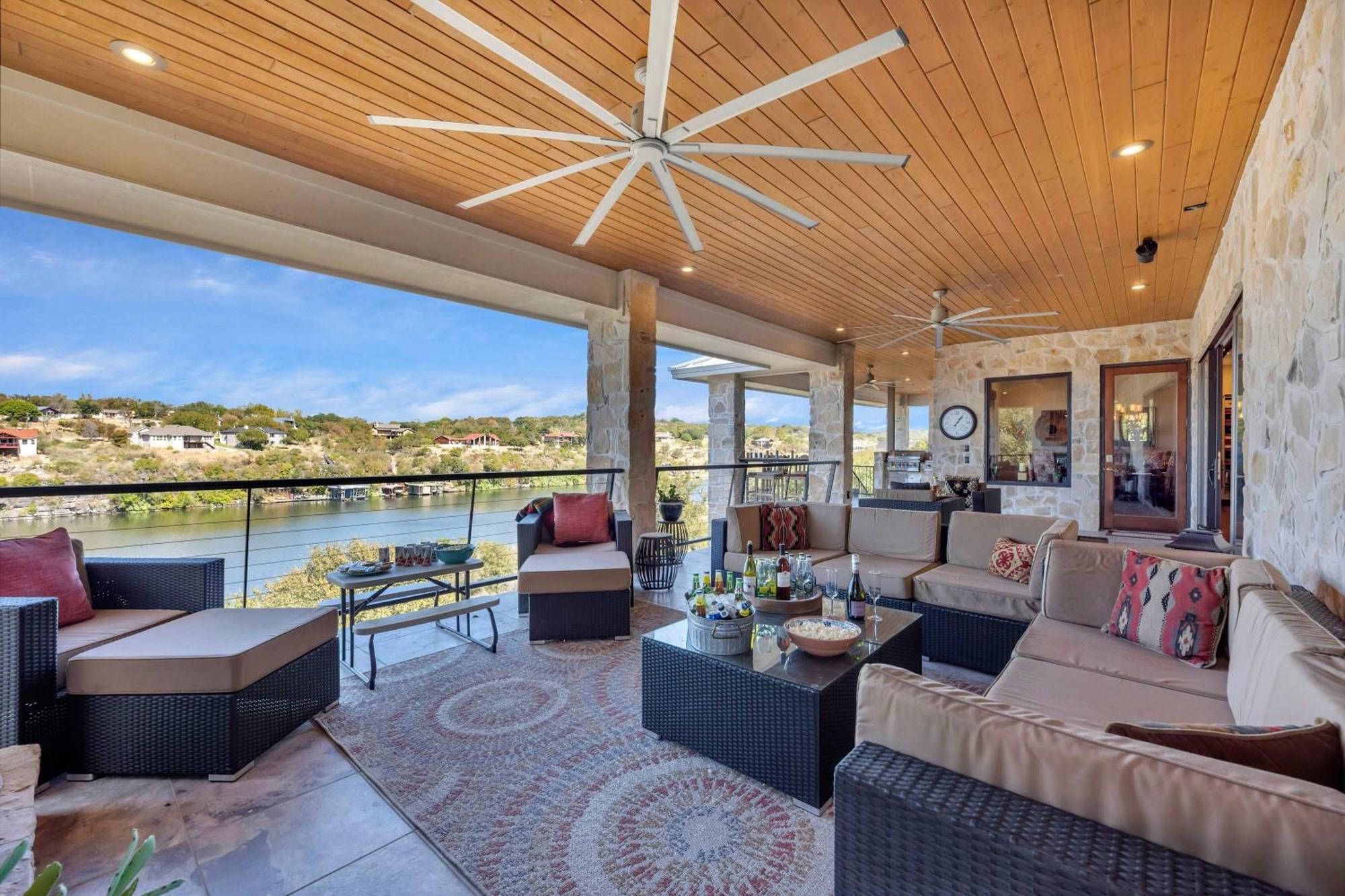 Lake Marble Falls On The Rocks And Concierge Service Villa Exterior photo