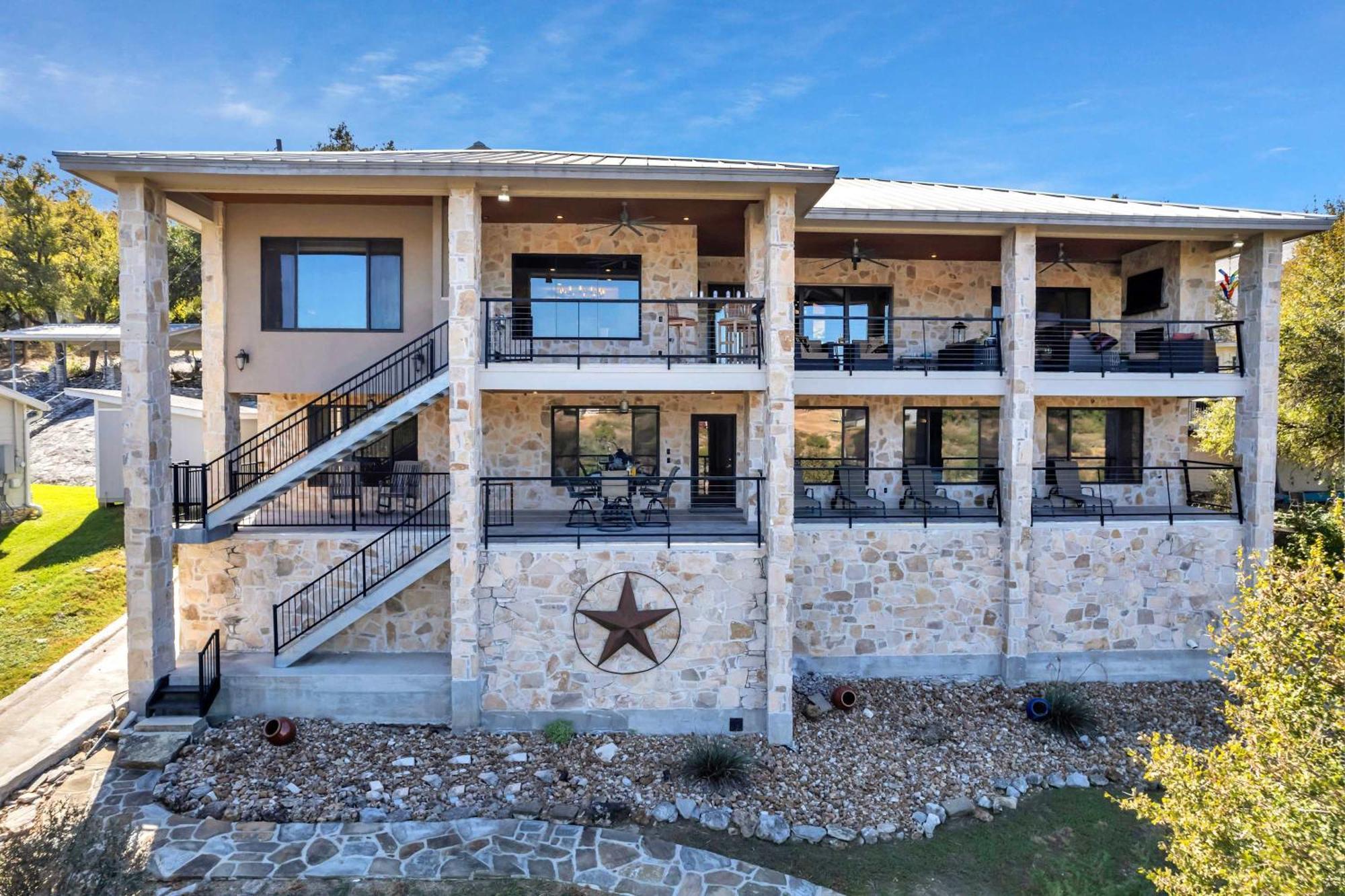 Lake Marble Falls On The Rocks And Concierge Service Villa Exterior photo